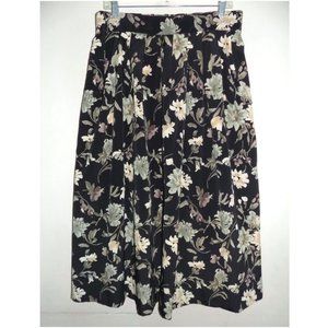 Long black print skirt 1X Full Floral Stretch waist in back Flowy Midi USA Long